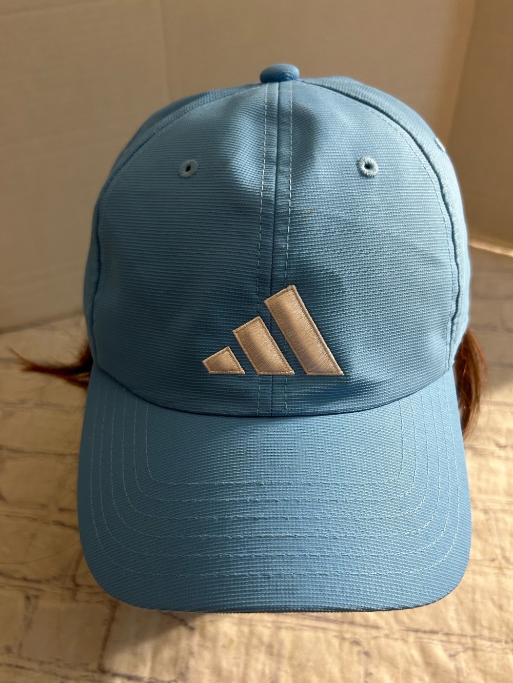 ADIDAS AEROREADY LT BLUE SILVER LOGO FRONT TOUR BADGE HAT ADJUSTABLE STRAP O/S